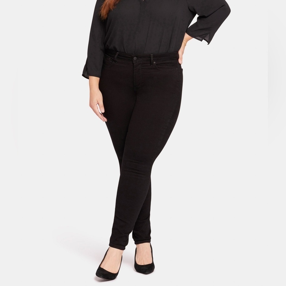 NWT NYDJ Ami Skinny Black Wax Jean Zipper Fly Legging Pants Size 14